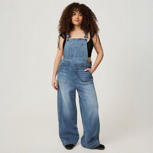 Torrid Mid Was Denim High-Rise Wide Leg Overalls Size 16R